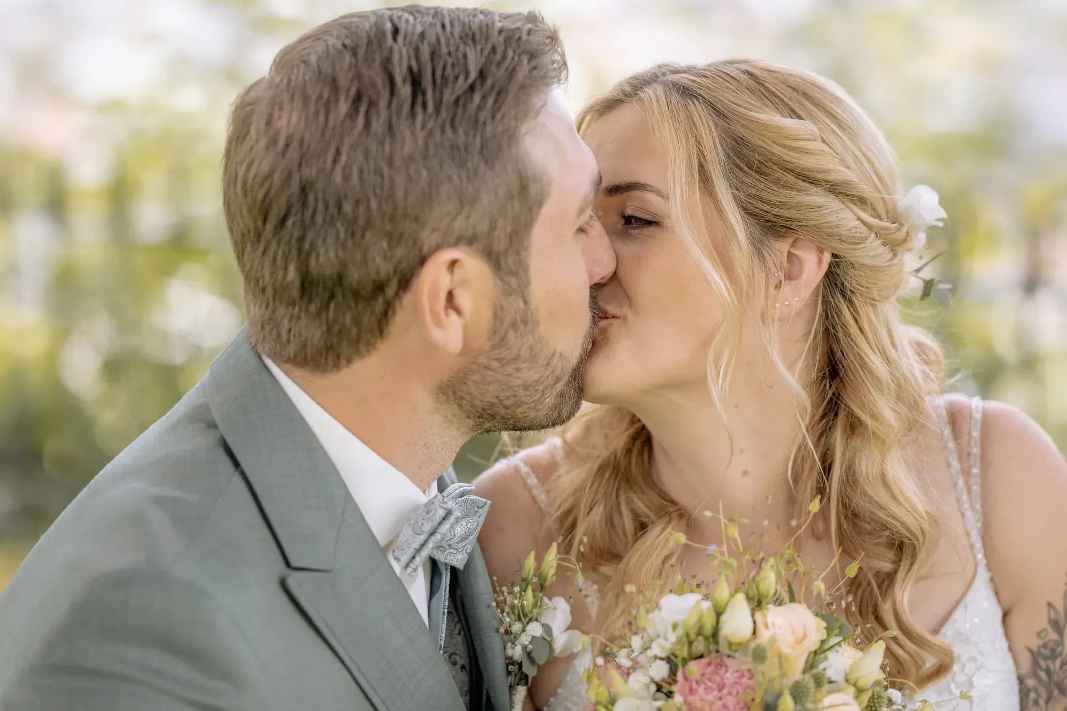 Besten Hochzeitsfotograf in Ulm für kreative Hochzeitsfotos buchen